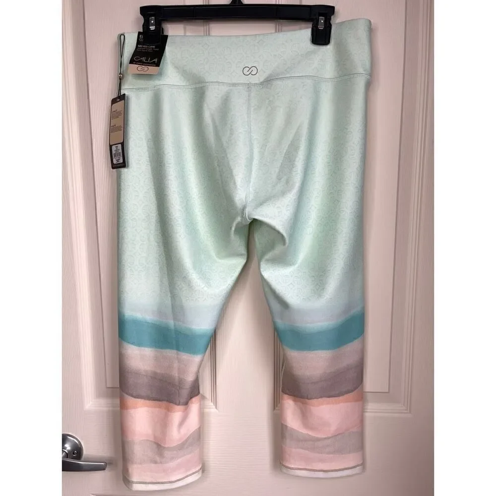 NWT CALIA Essential Mid-rise Capri Leggings (Mint Landscape) - Large
